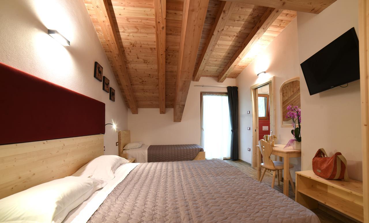 Albergo Sporting Пейо-Фонті Екстер'єр фото