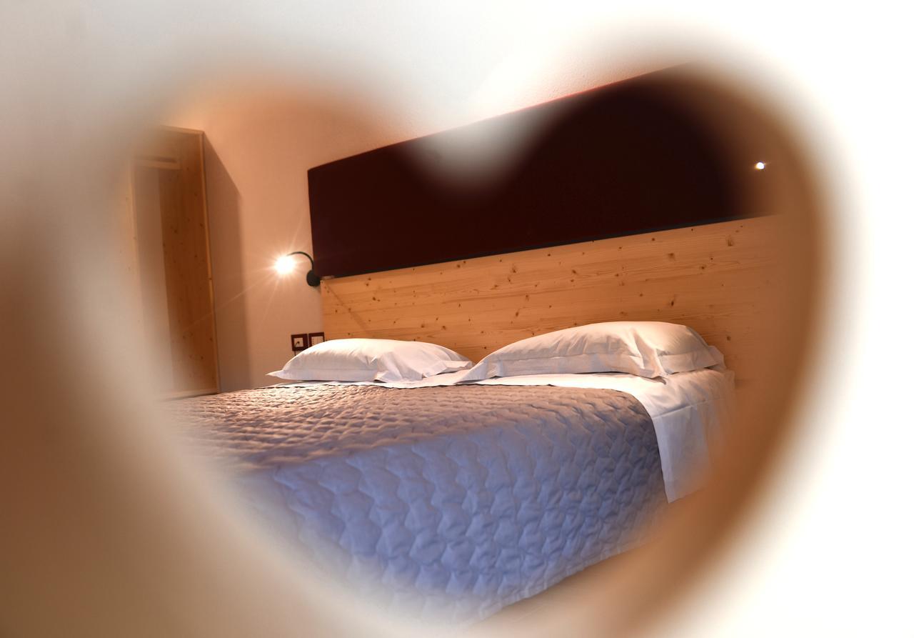 Albergo Sporting Пейо-Фонті Екстер'єр фото